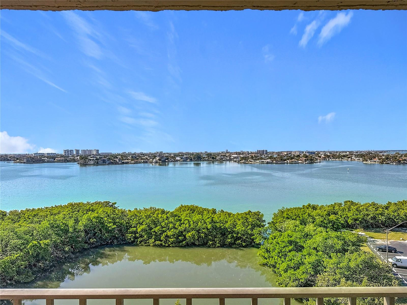 CHATEAU TOWER CONDO - Residential