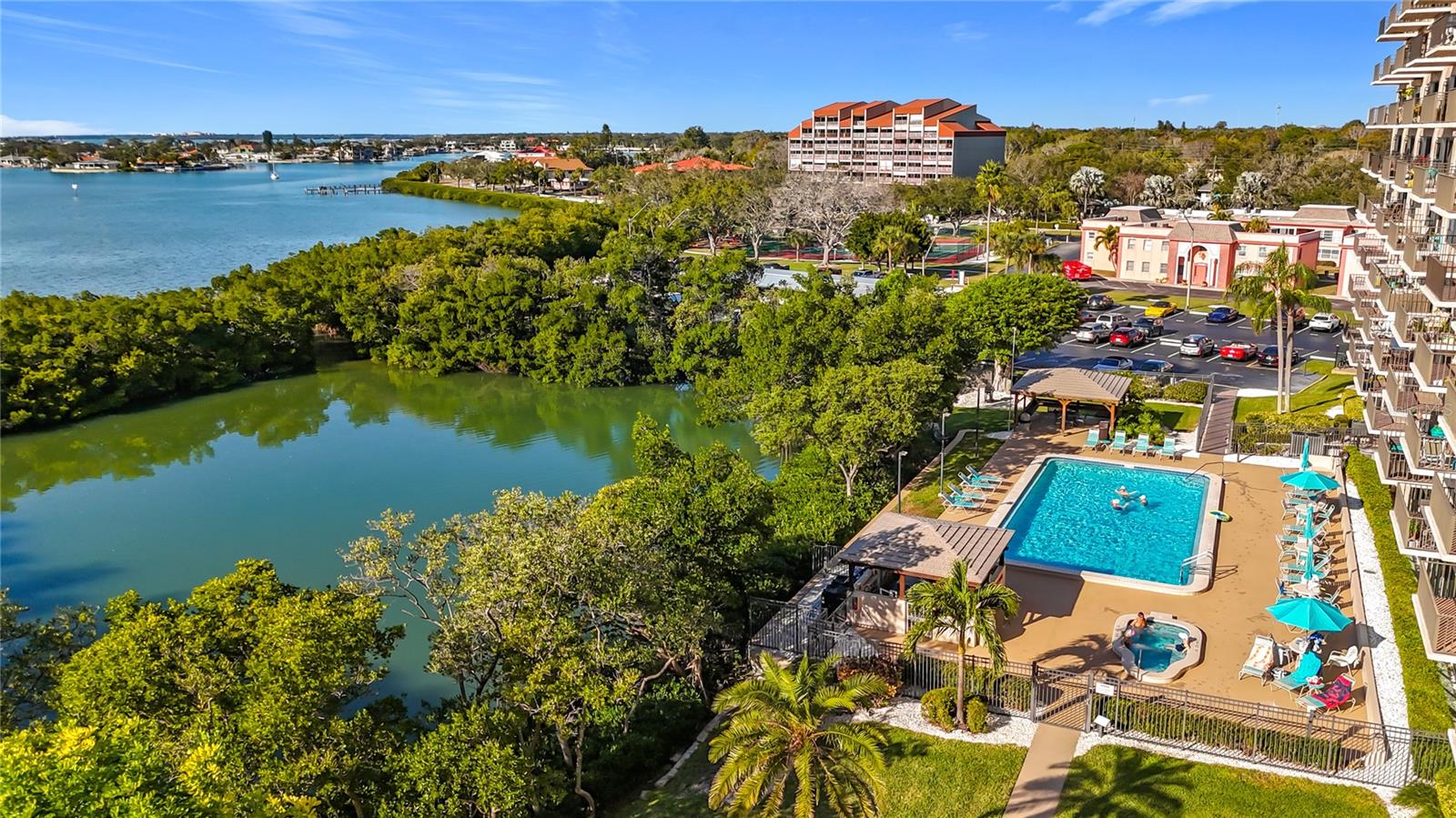 CHATEAU TOWER CONDO - Residential