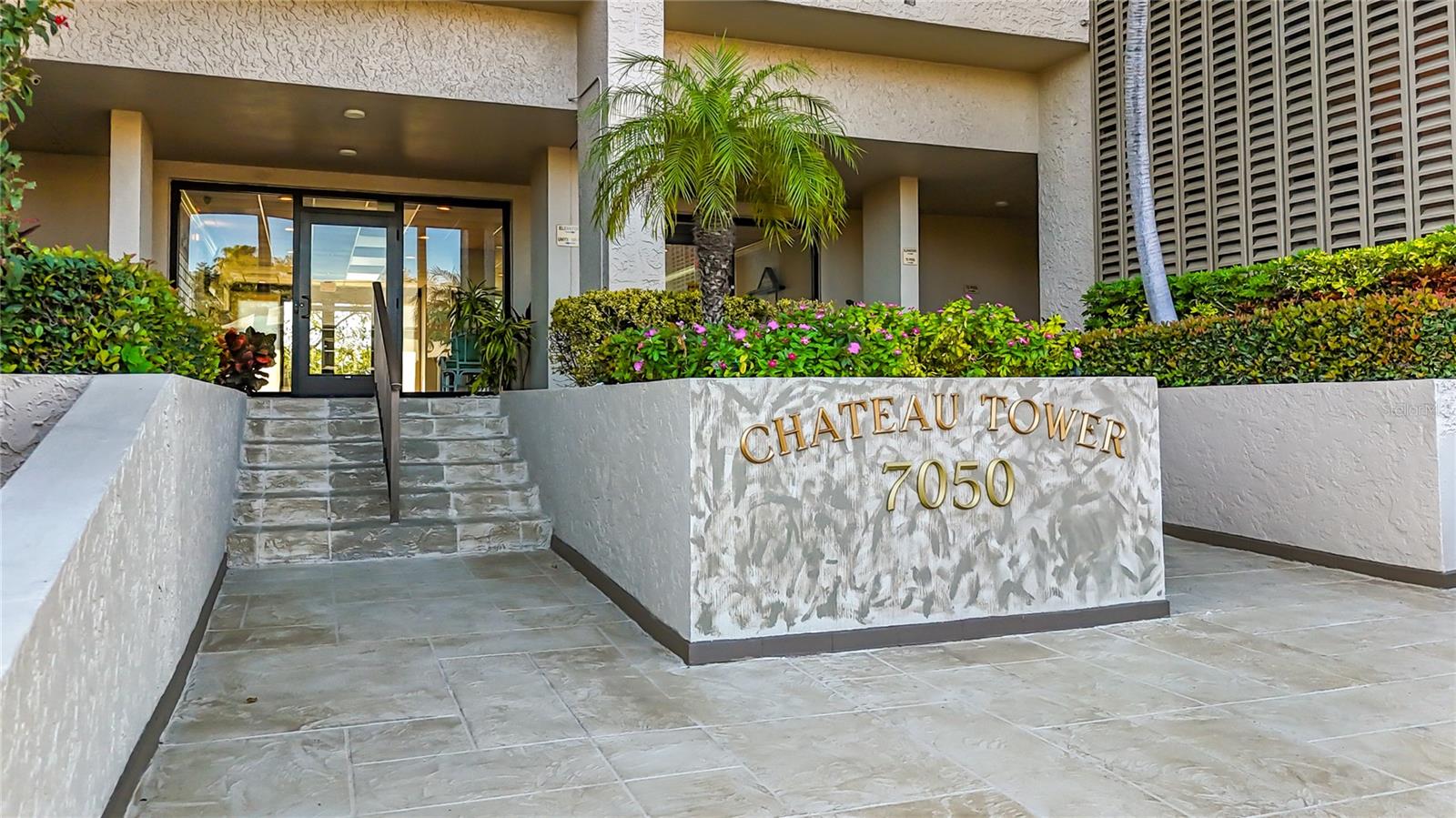 CHATEAU TOWER CONDO - Residential