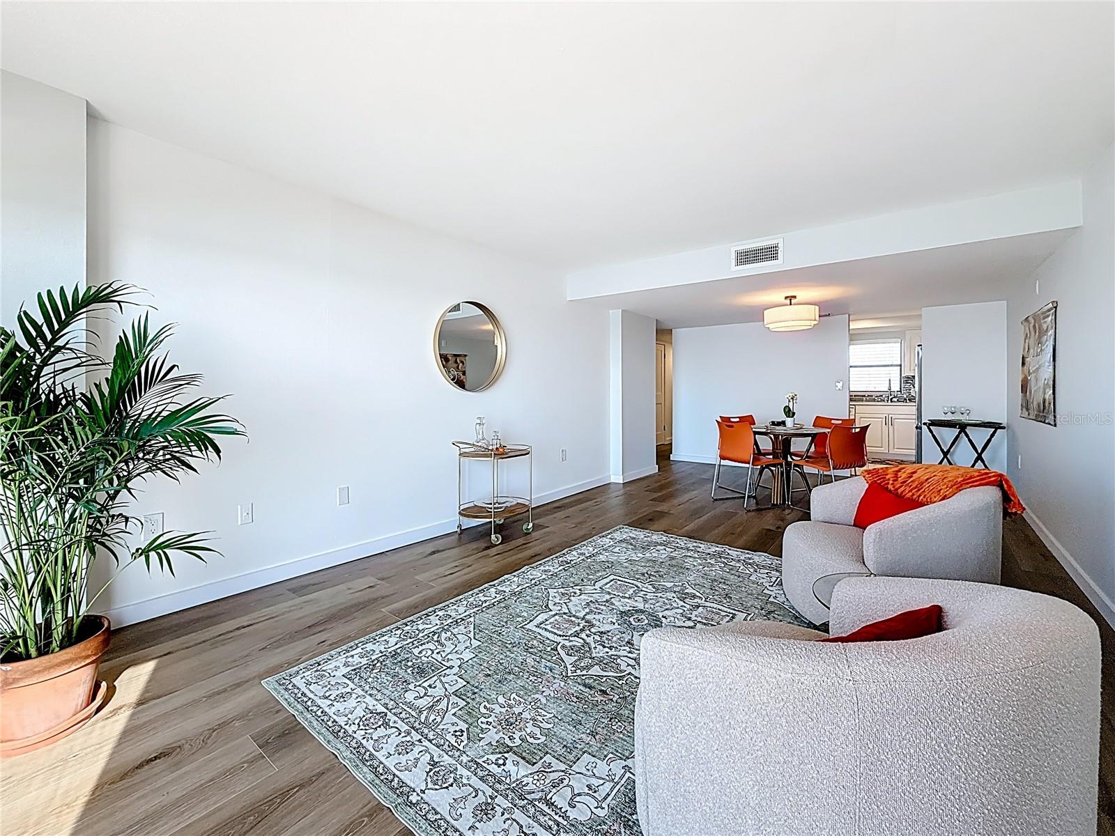 CHATEAU TOWER CONDO - Residential