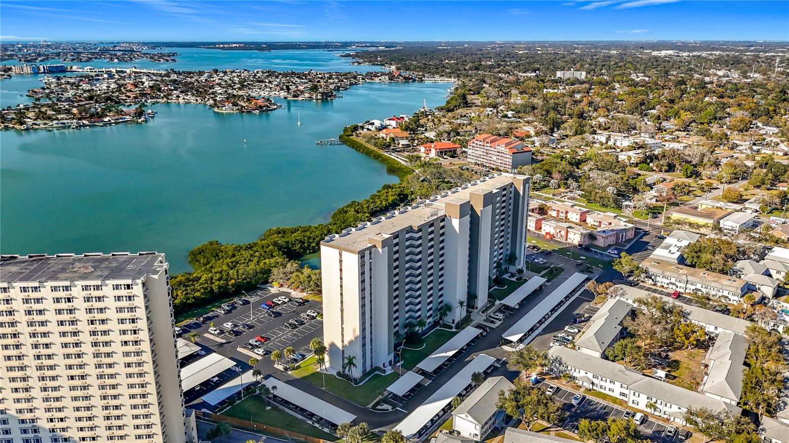 CHATEAU TOWER CONDO - Residential