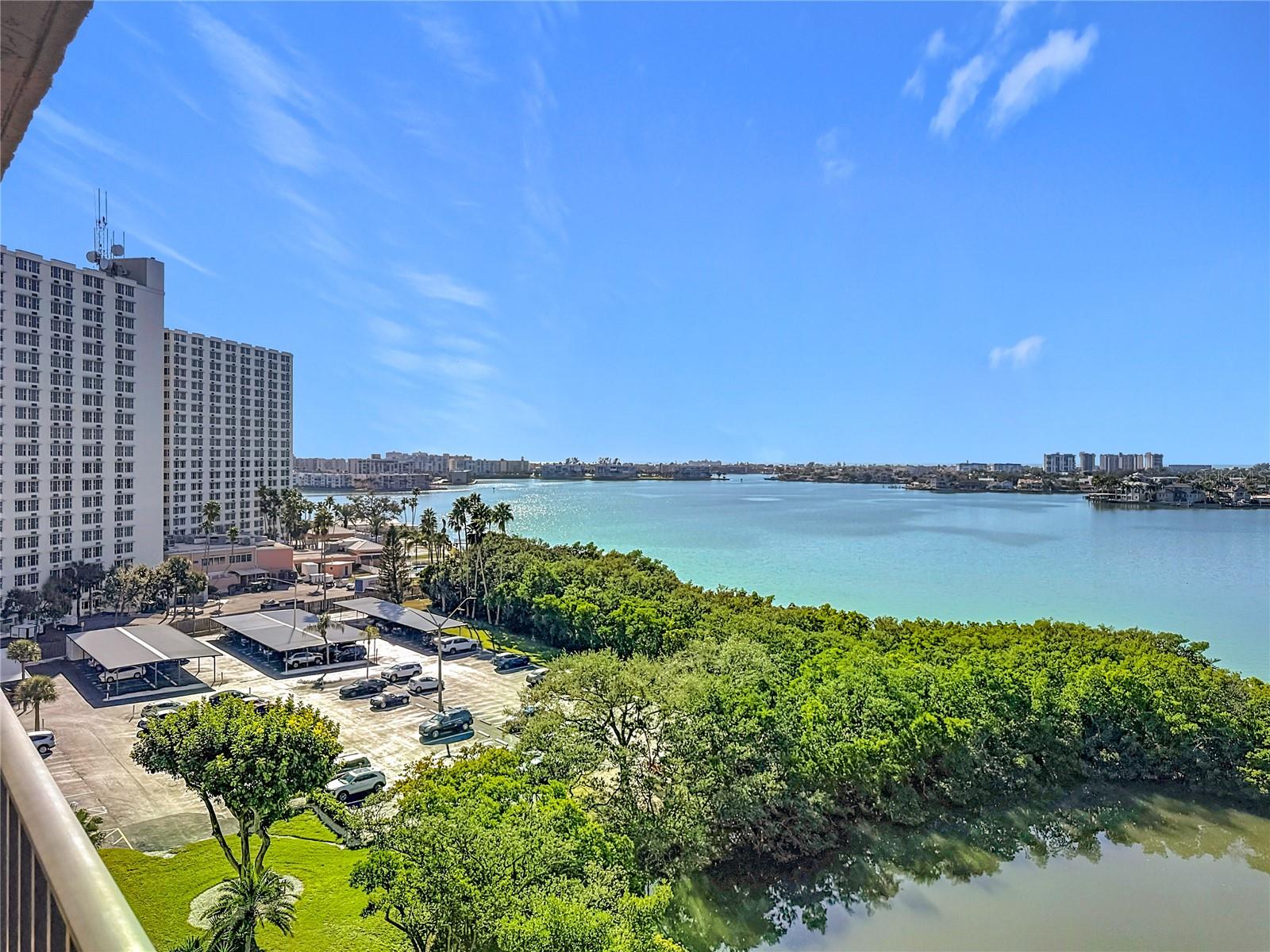 CHATEAU TOWER CONDO - Residential