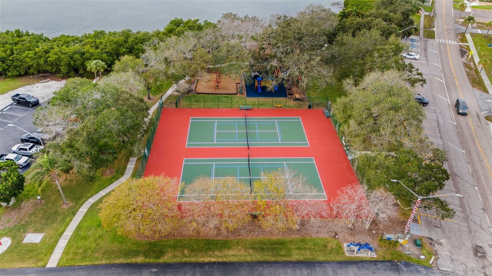 CHATEAU TOWER CONDO - Residential