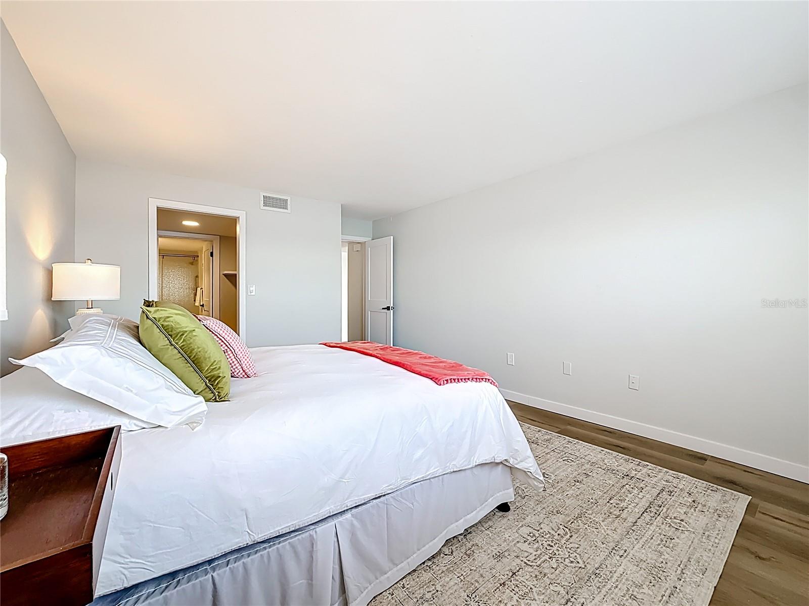 CHATEAU TOWER CONDO - Residential