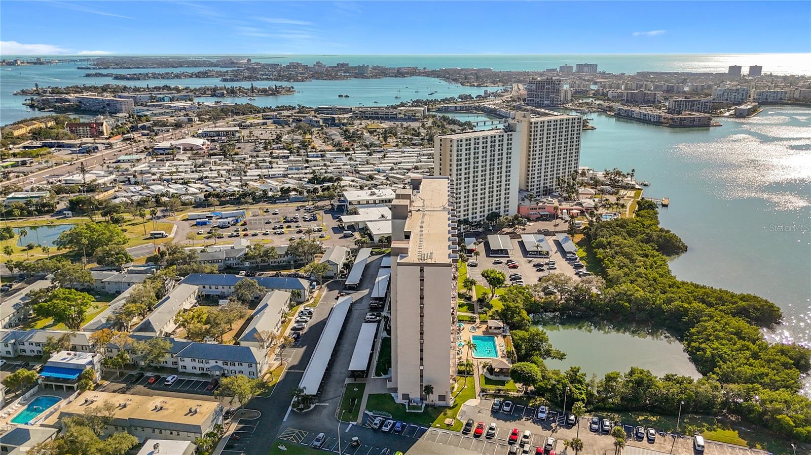 CHATEAU TOWER CONDO - Residential