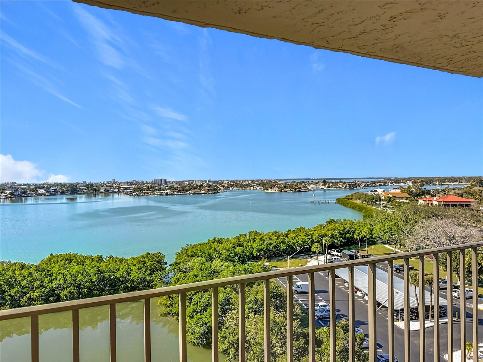 CHATEAU TOWER CONDO - Residential