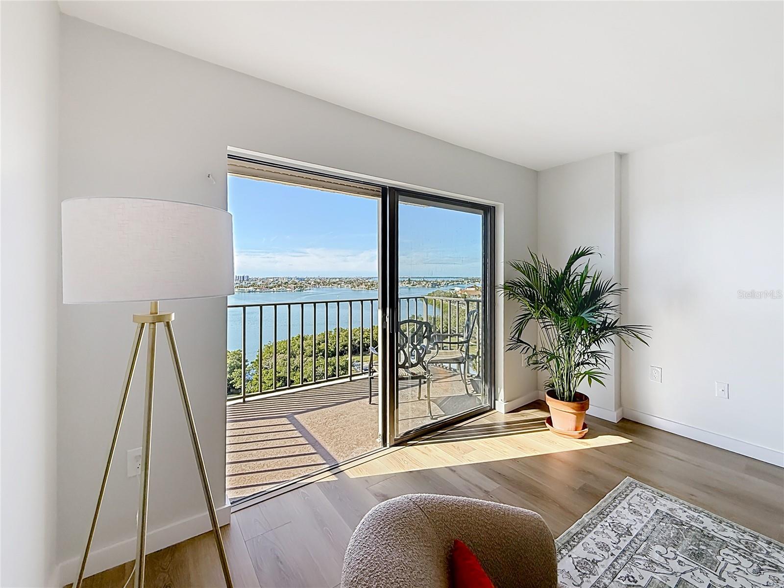 CHATEAU TOWER CONDO - Residential