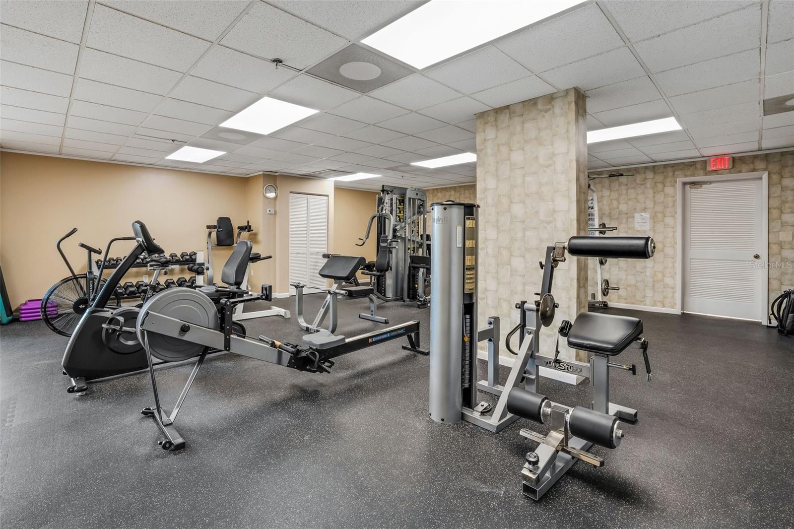 CHATEAU TOWER CONDO - Residential