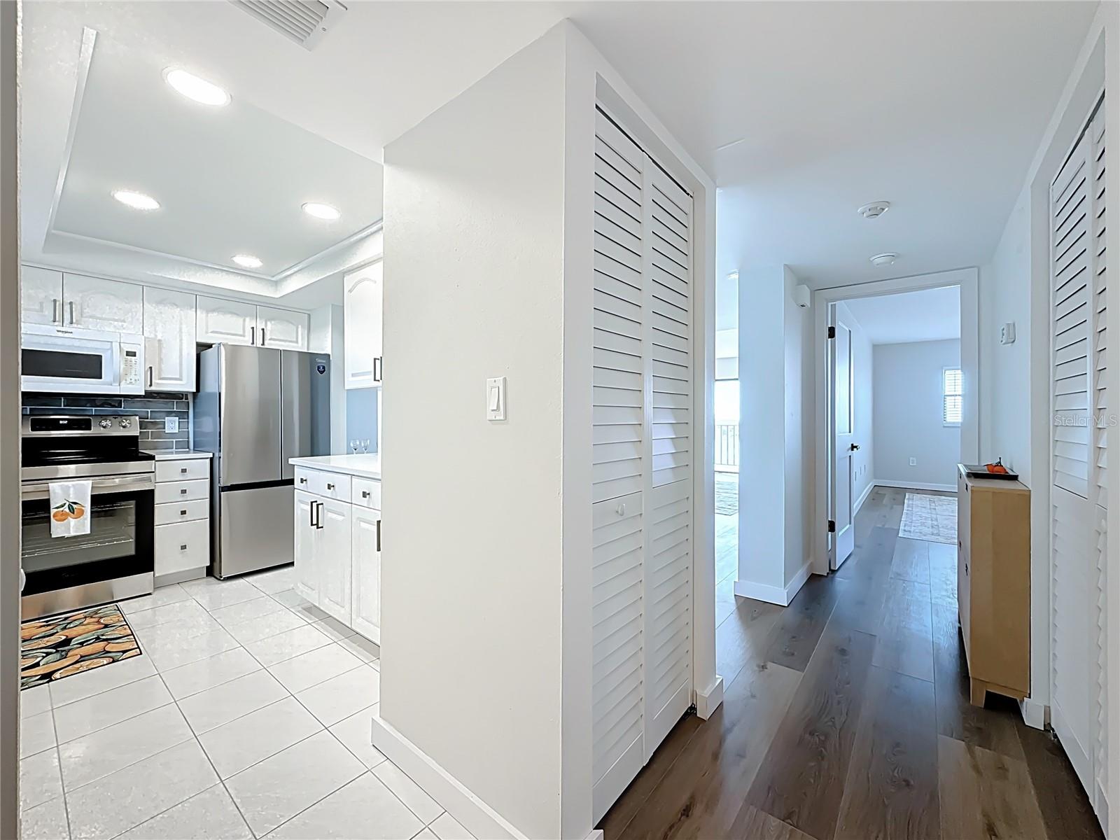 CHATEAU TOWER CONDO - Residential