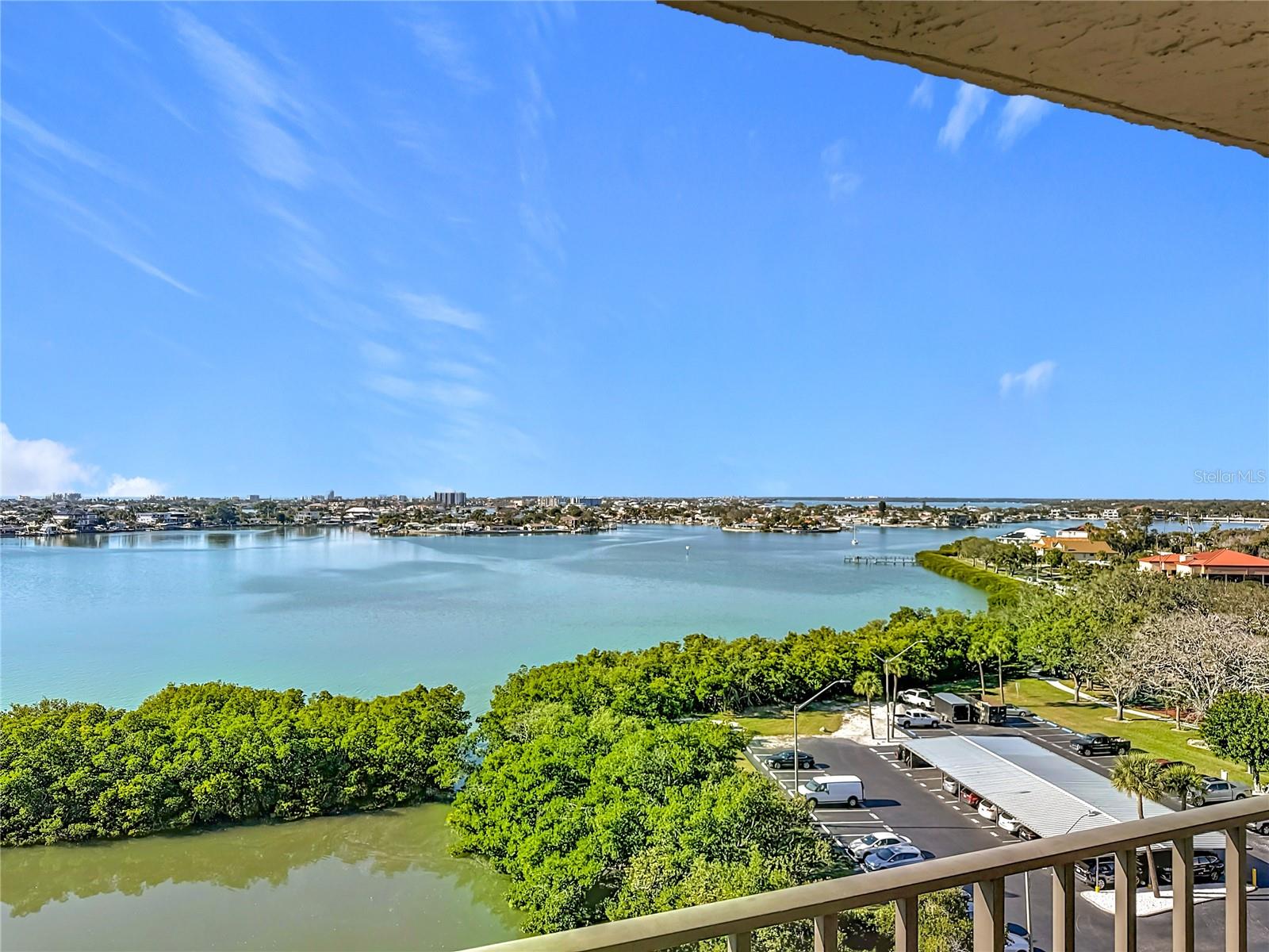 CHATEAU TOWER CONDO - Residential