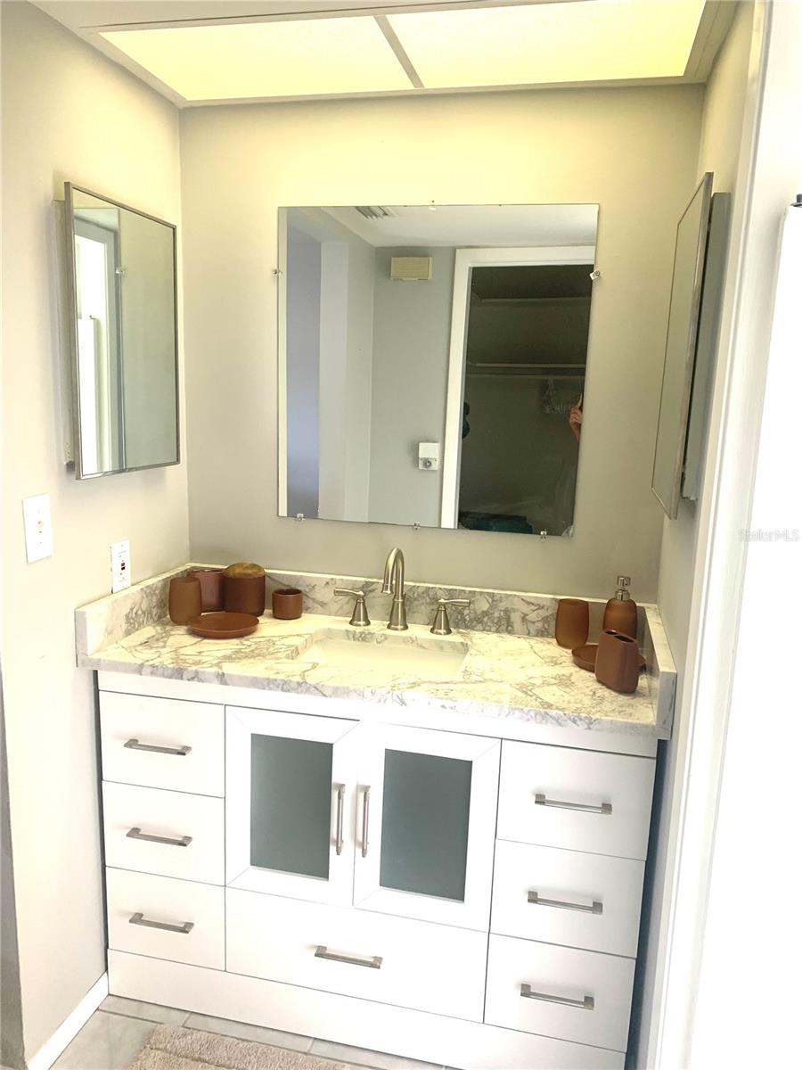 AQUALANE ESTATES 1ST - Residential Lease