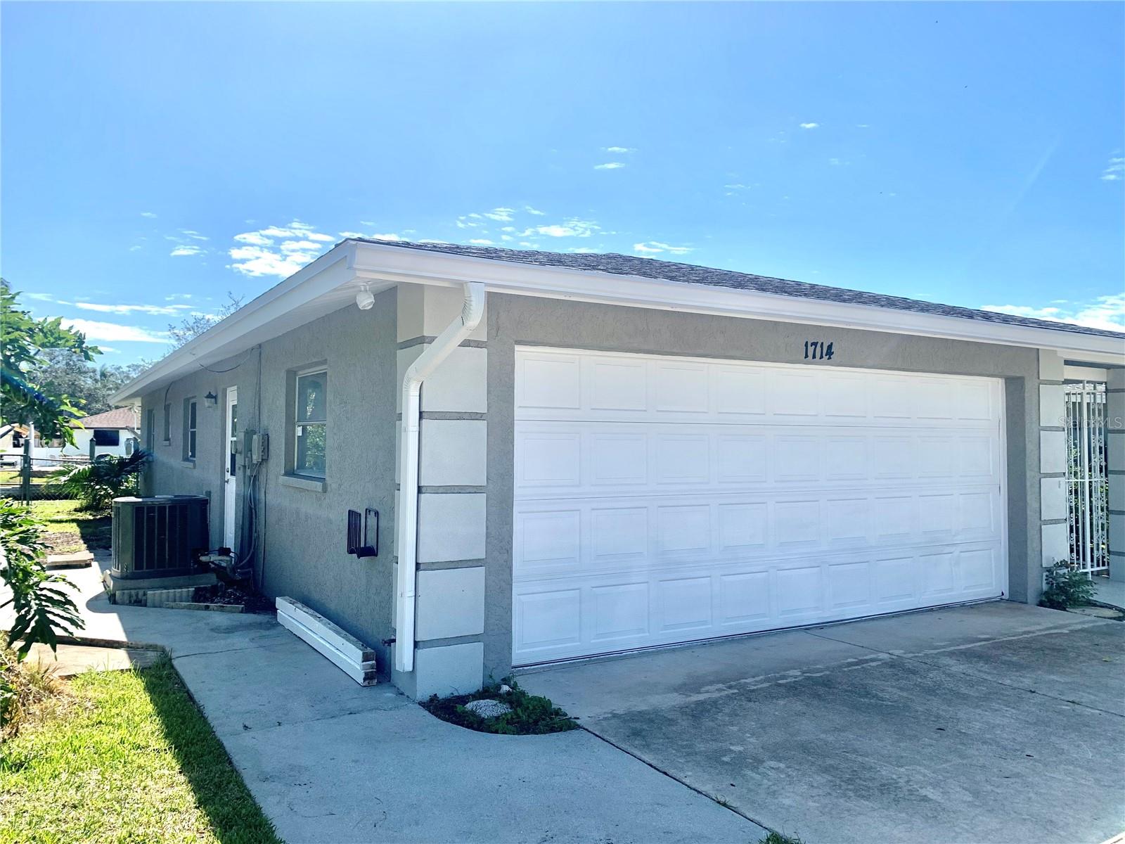 AQUALANE ESTATES 1ST - Residential Lease