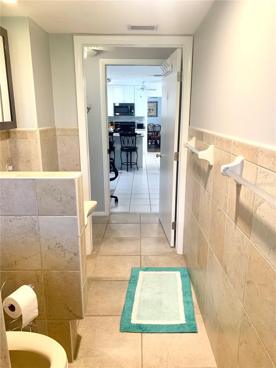 AQUALANE ESTATES 1ST - Residential Lease