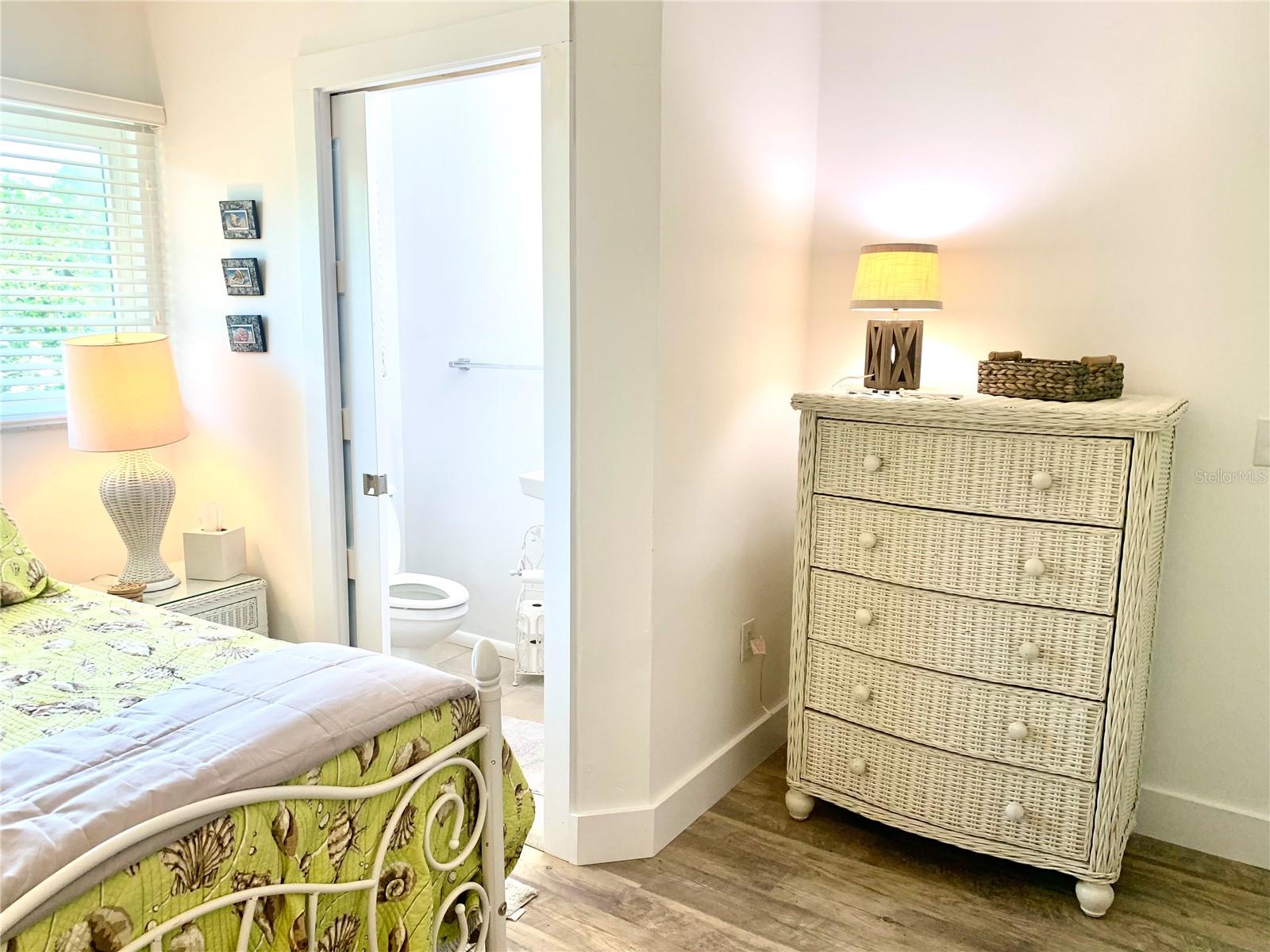 AQUALANE ESTATES 1ST - Residential Lease