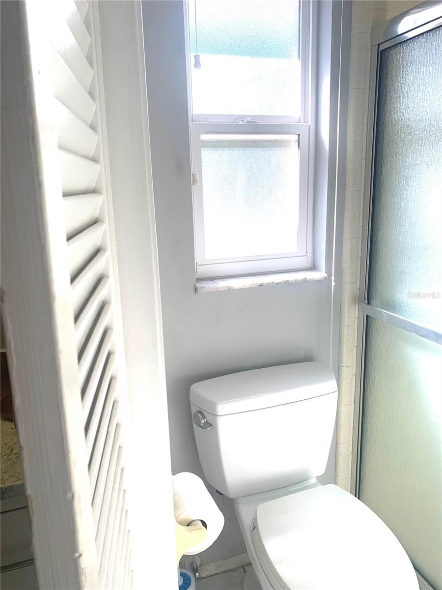 AQUALANE ESTATES 1ST - Residential Lease