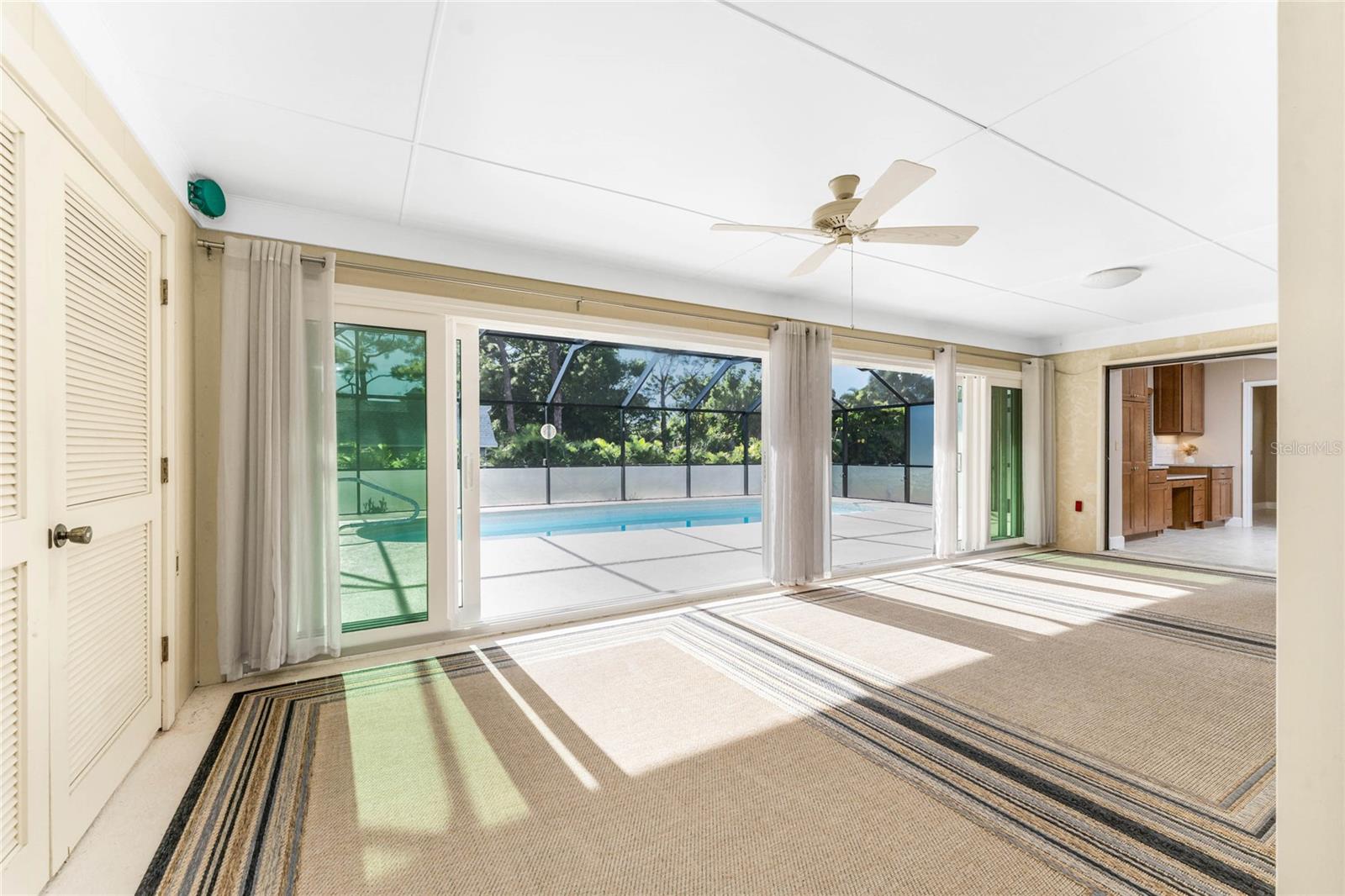ENGLEWOOD ISLES SUB - Residential