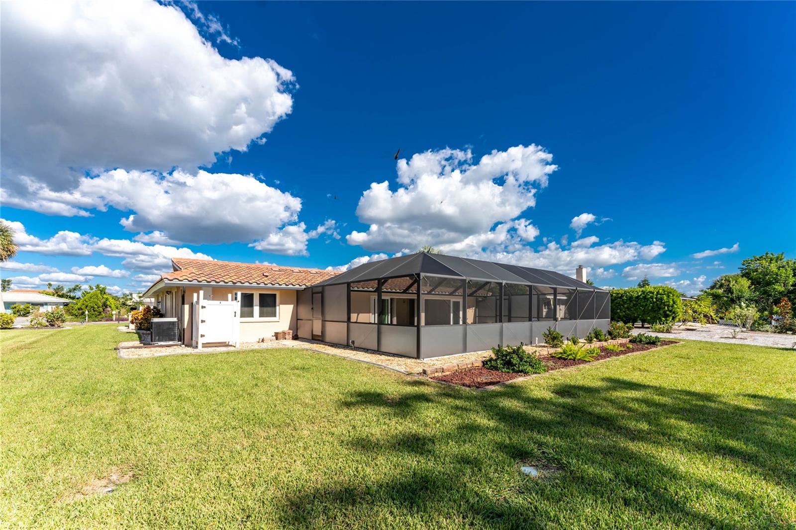ENGLEWOOD ISLES SUB - Residential