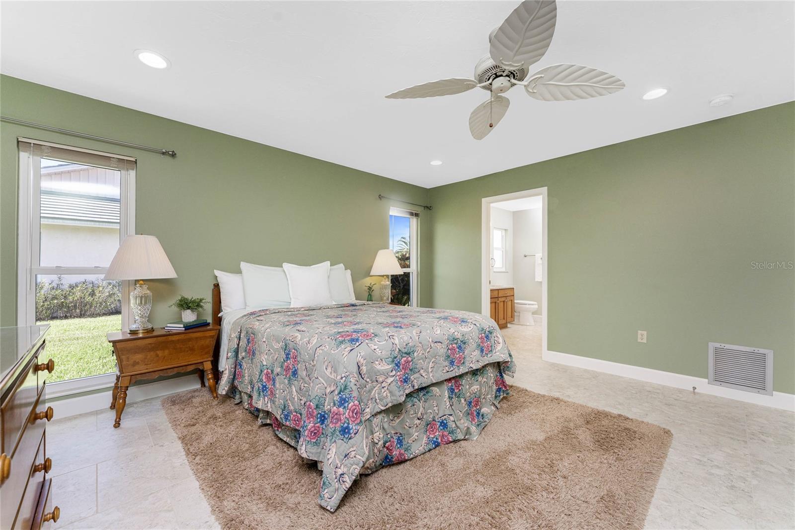 ENGLEWOOD ISLES SUB - Residential