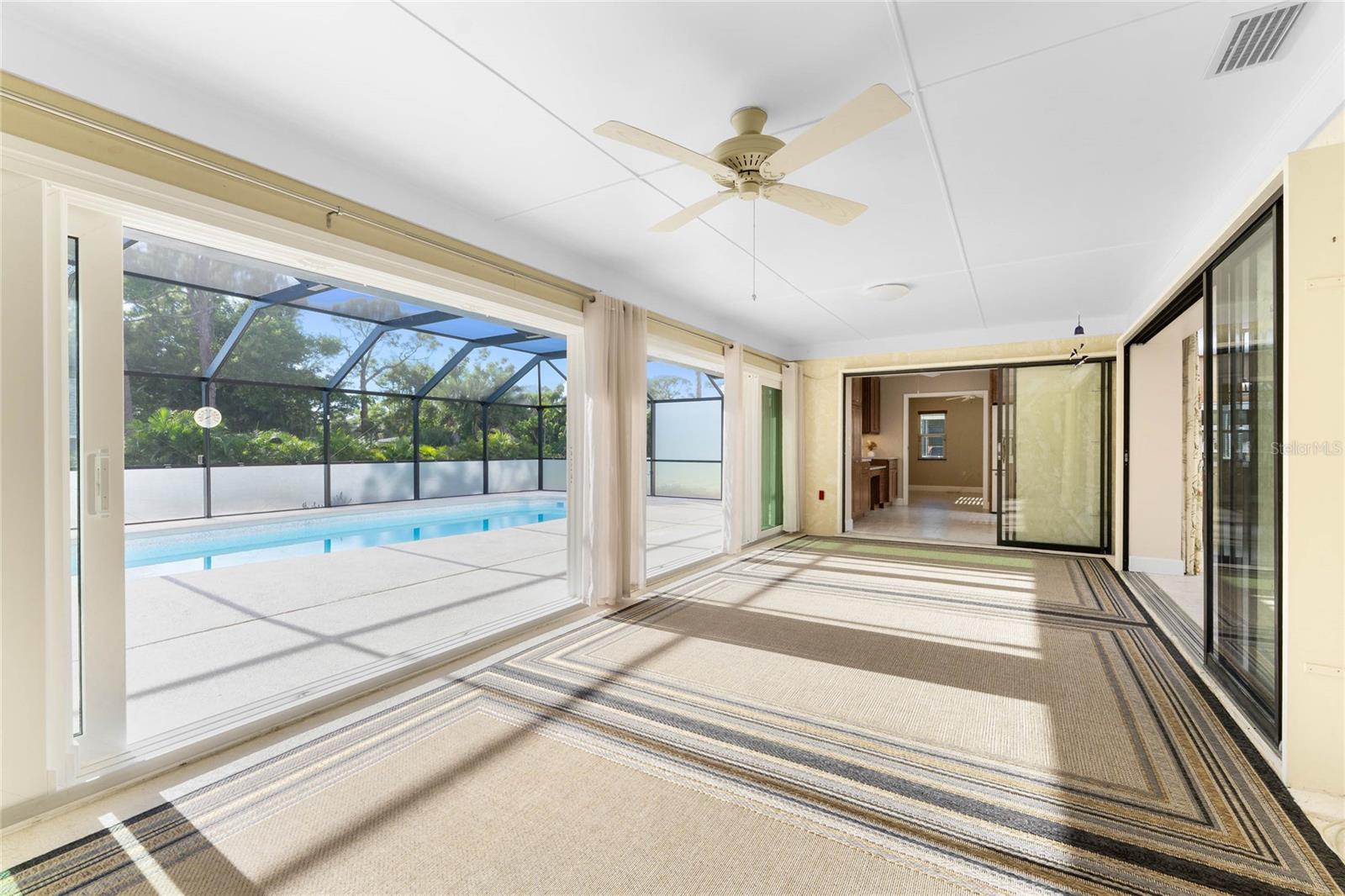 ENGLEWOOD ISLES SUB - Residential