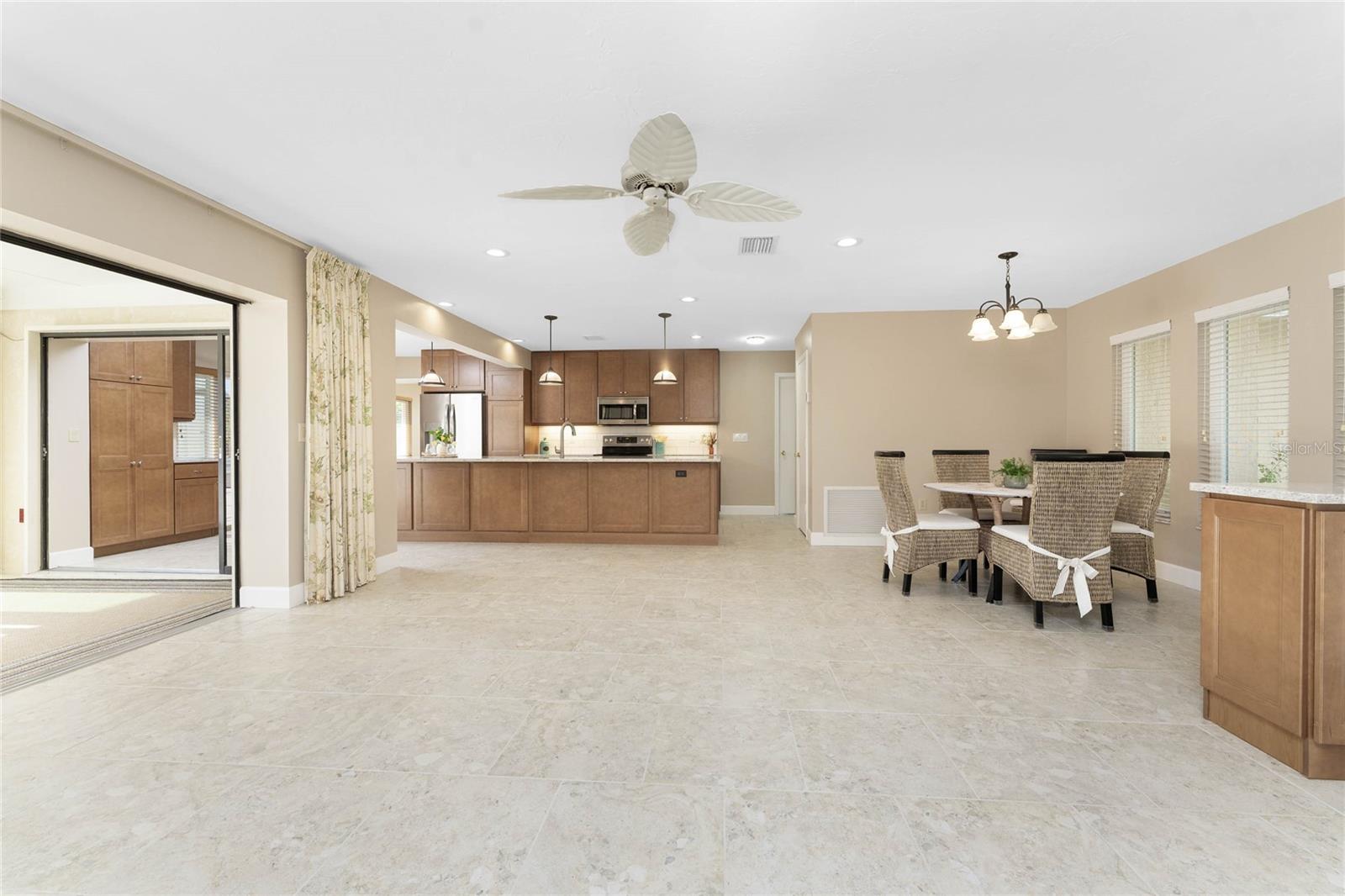 ENGLEWOOD ISLES SUB - Residential