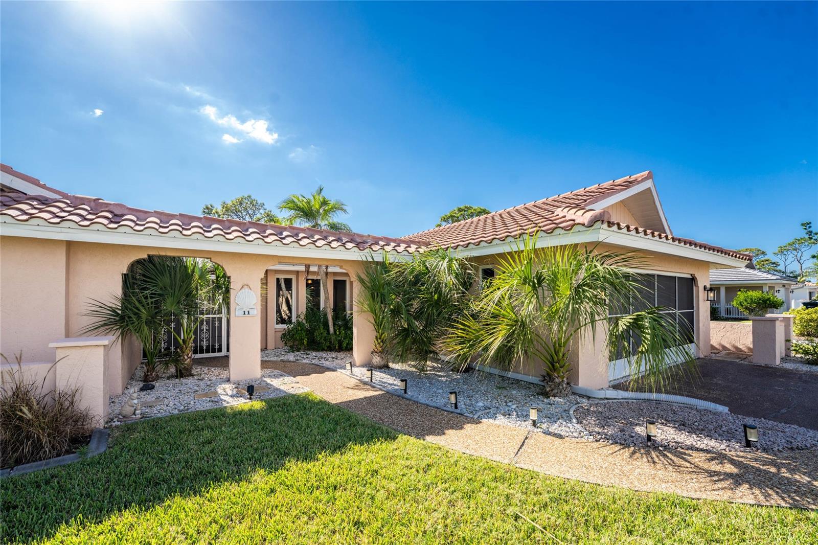 ENGLEWOOD ISLES SUB - Residential