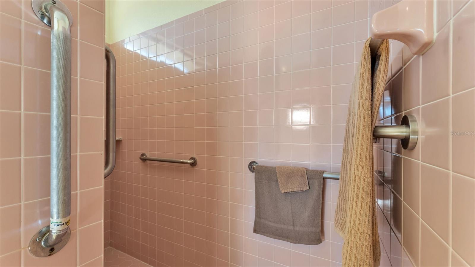 HOMEWOOD SUB - Residential