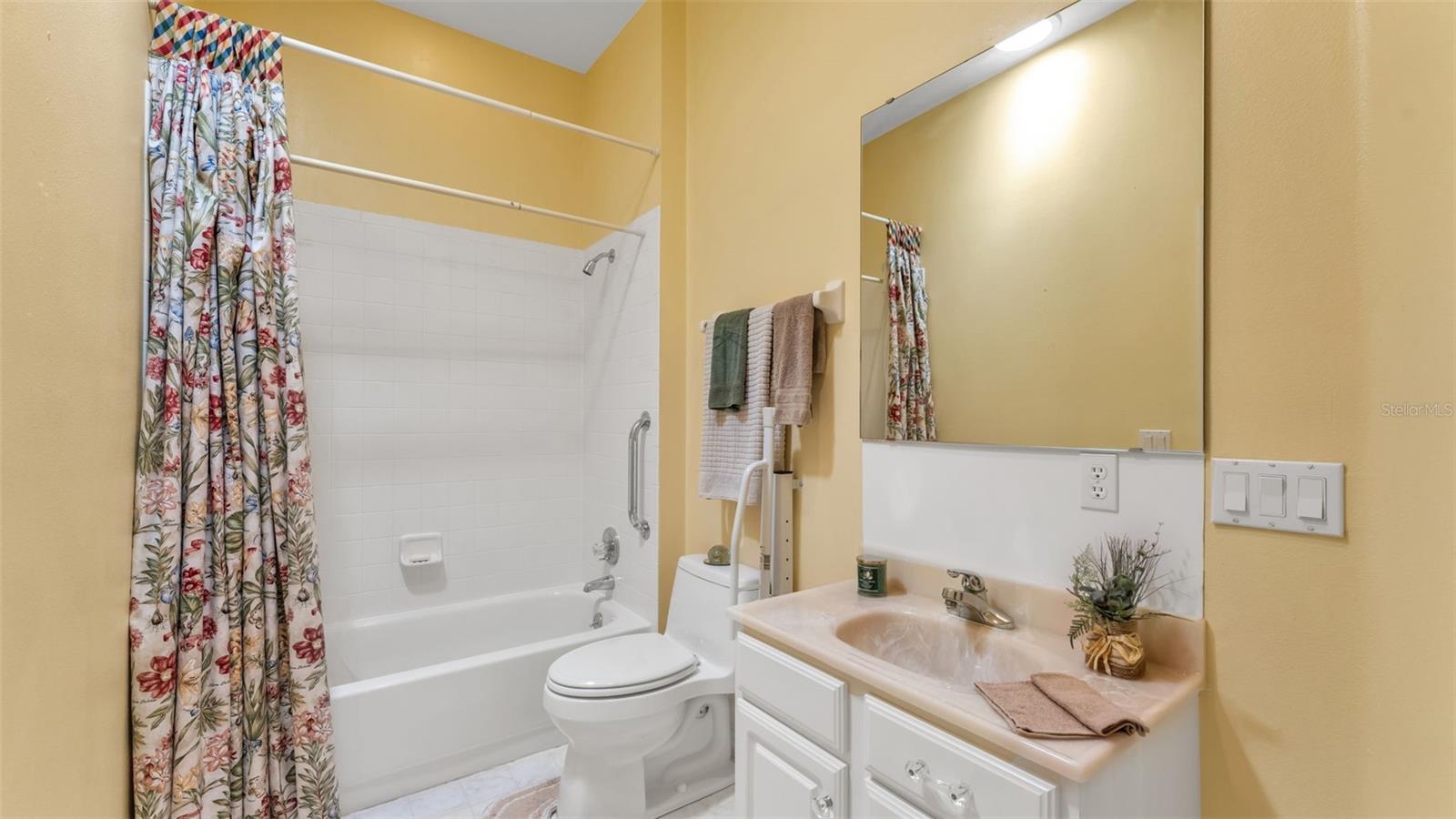 HOMEWOOD SUB - Residential