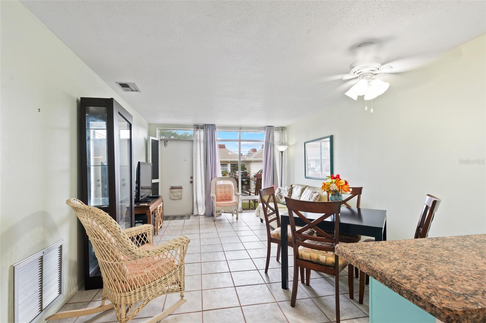 TAHITIAN GARDENS CONDO - Residential