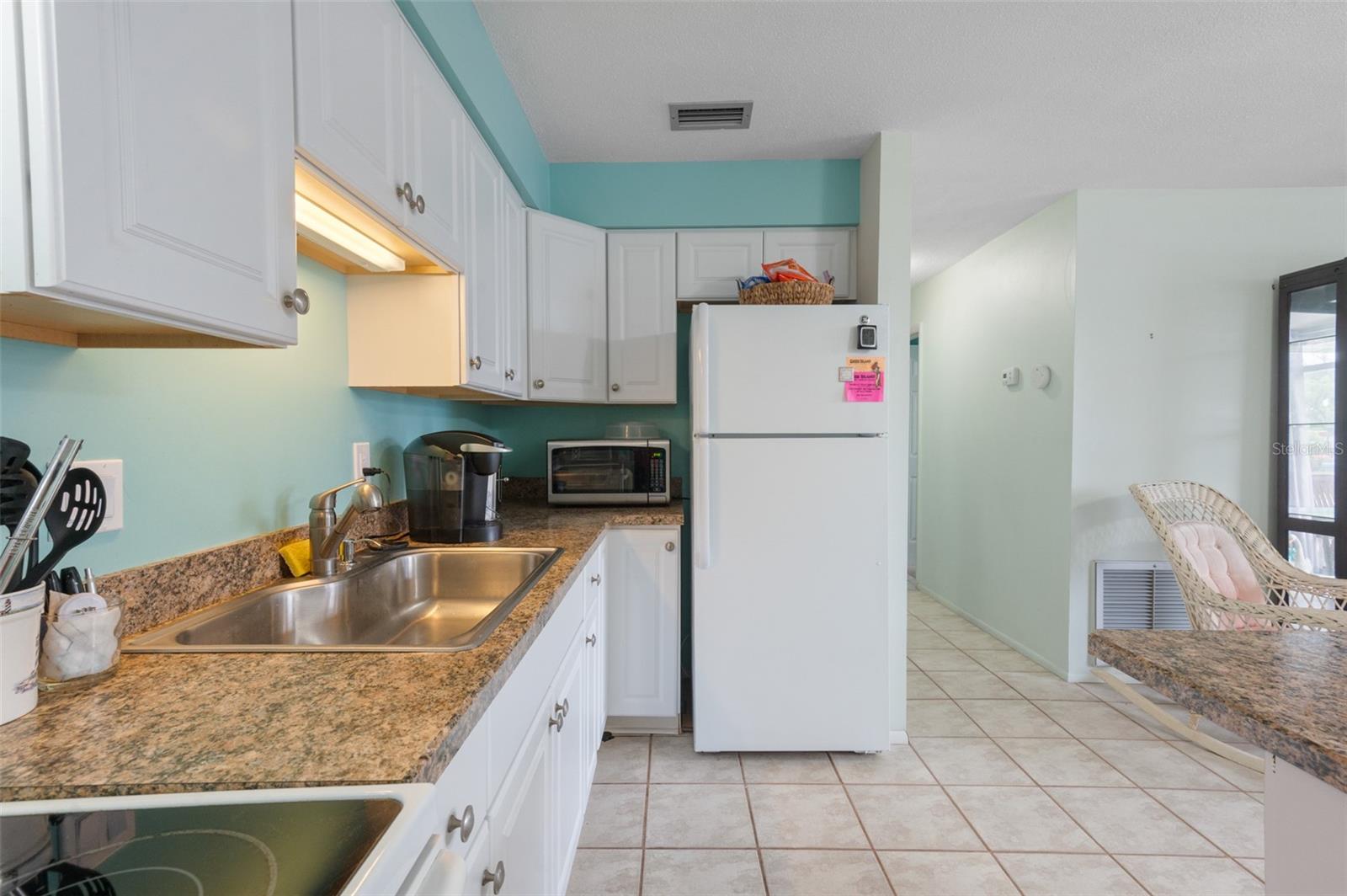 TAHITIAN GARDENS CONDO - Residential