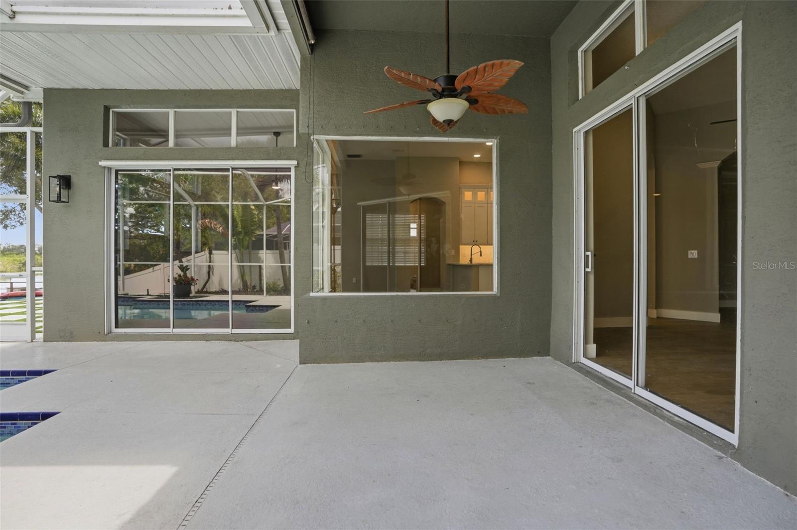 RIVER WATCH - Residential