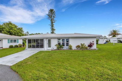 576 CIRCLEWOOD DRIVE R-3 VENICE FL 34293