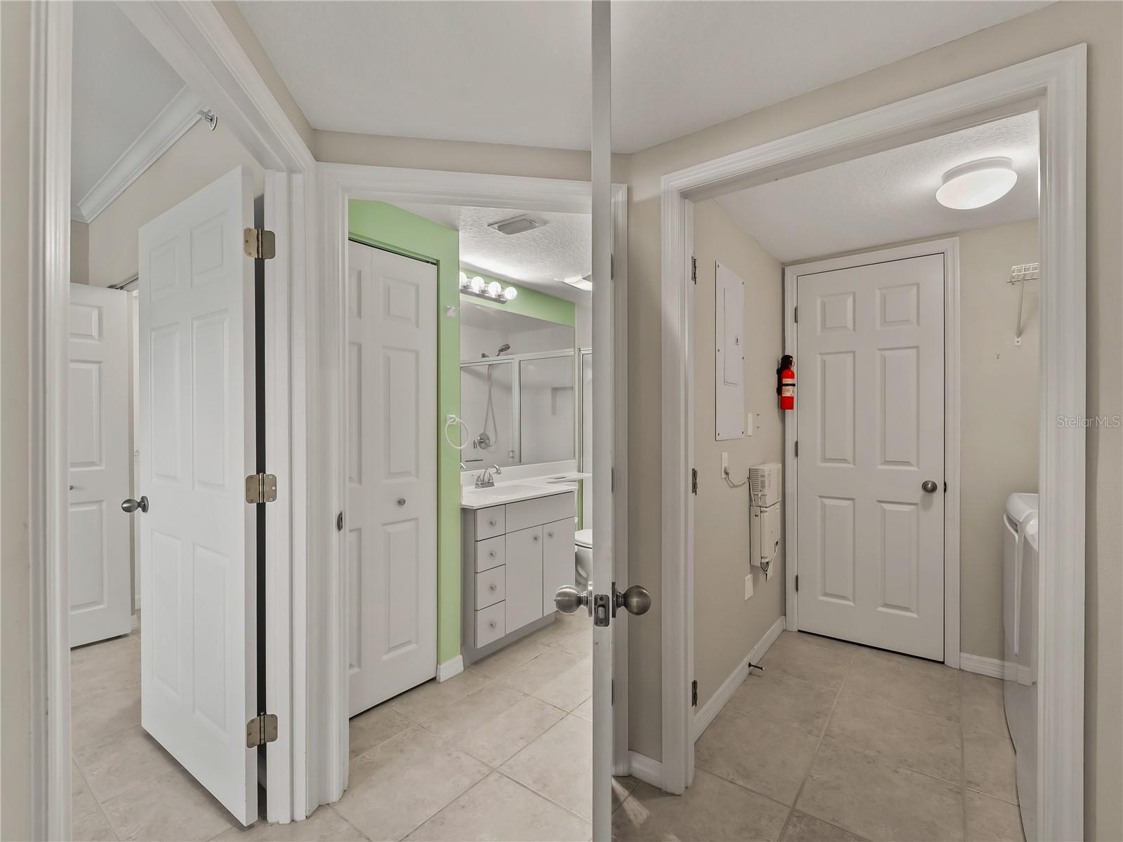 WEST LAKE GARDENS ST ANDREWS PARK - Residential