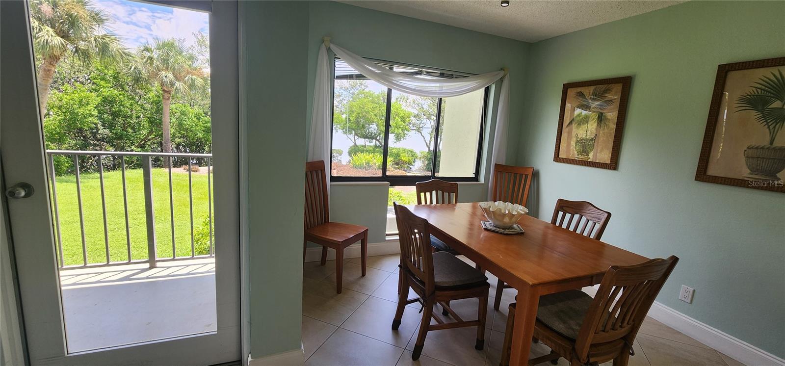 WANDER RESIDENCES OF TIERRA VERDE - Residential Lease