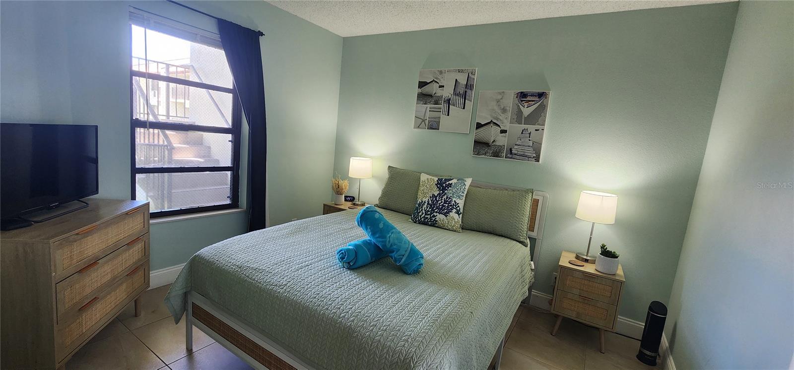 WANDER RESIDENCES OF TIERRA VERDE - Residential Lease