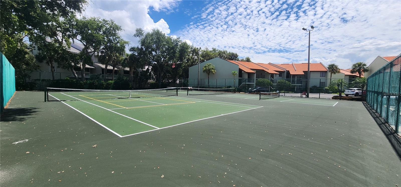 WANDER RESIDENCES OF TIERRA VERDE - Residential Lease