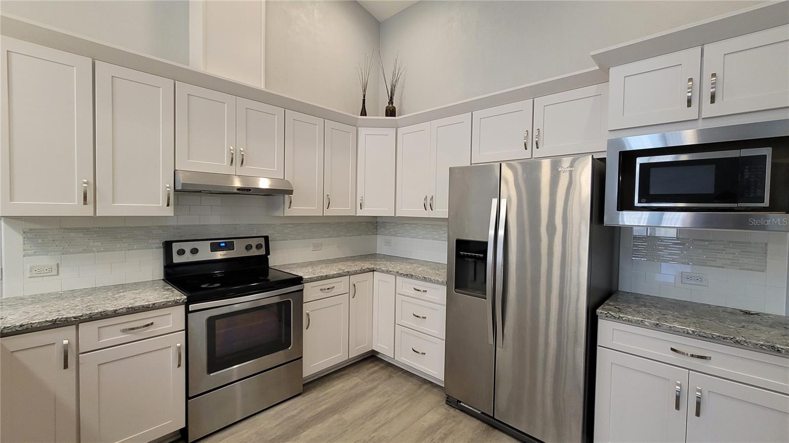 VILLAS OF WEST END UNIT B PH 1 - Residential Lease