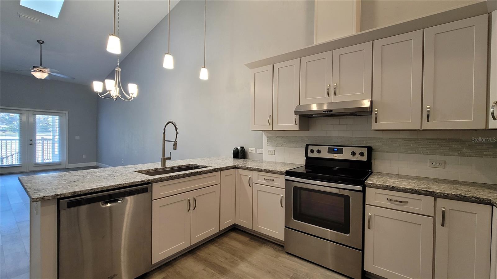 VILLAS OF WEST END UNIT B PH 1 - Residential Lease