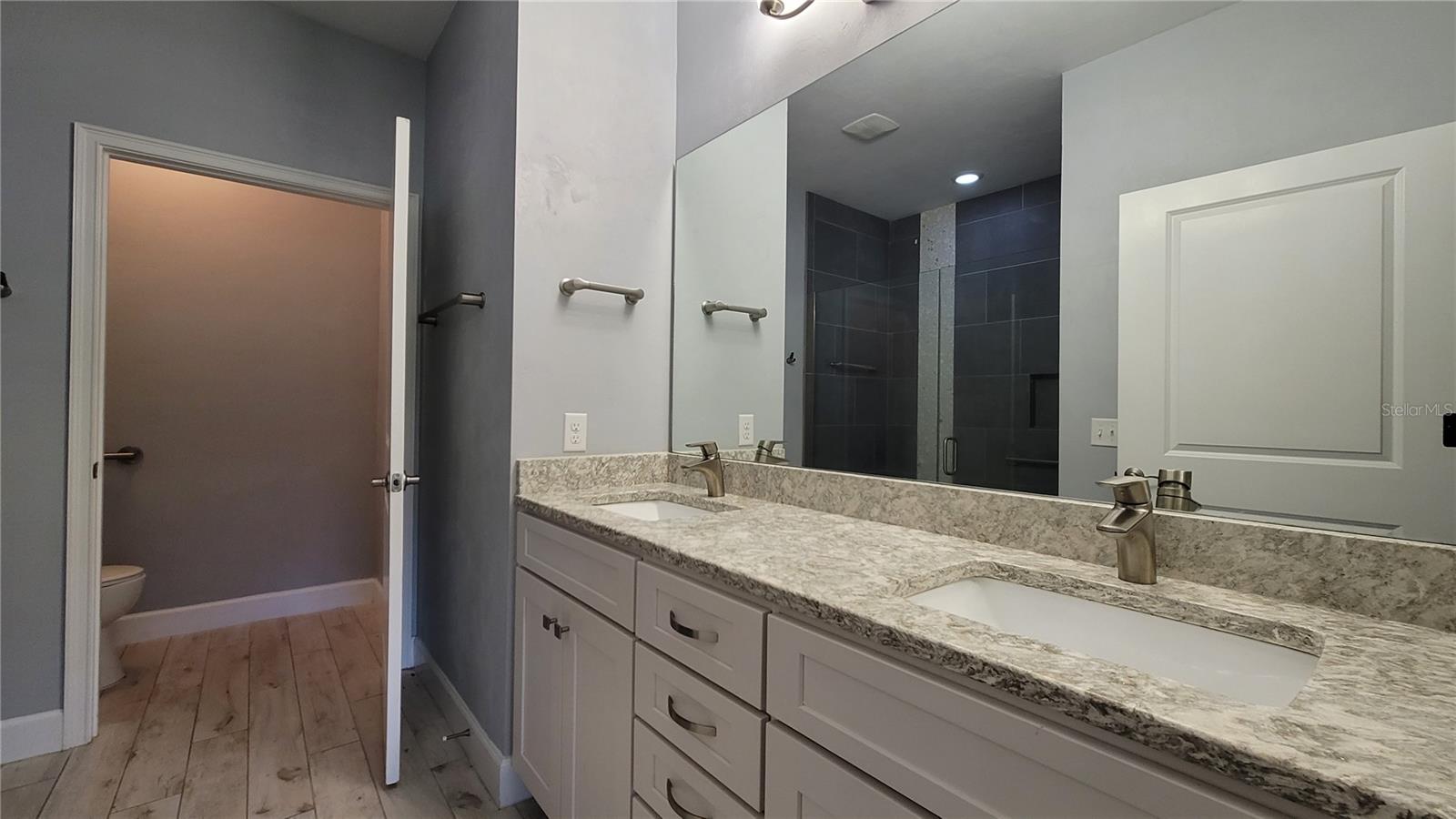 VILLAS OF WEST END UNIT B PH 1 - Residential Lease