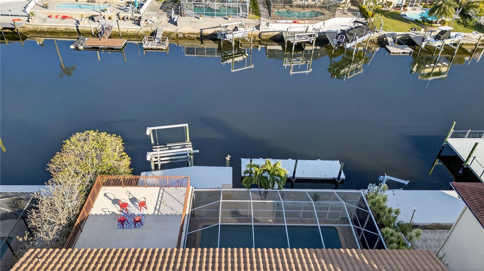 FLOR A MAR - Residential