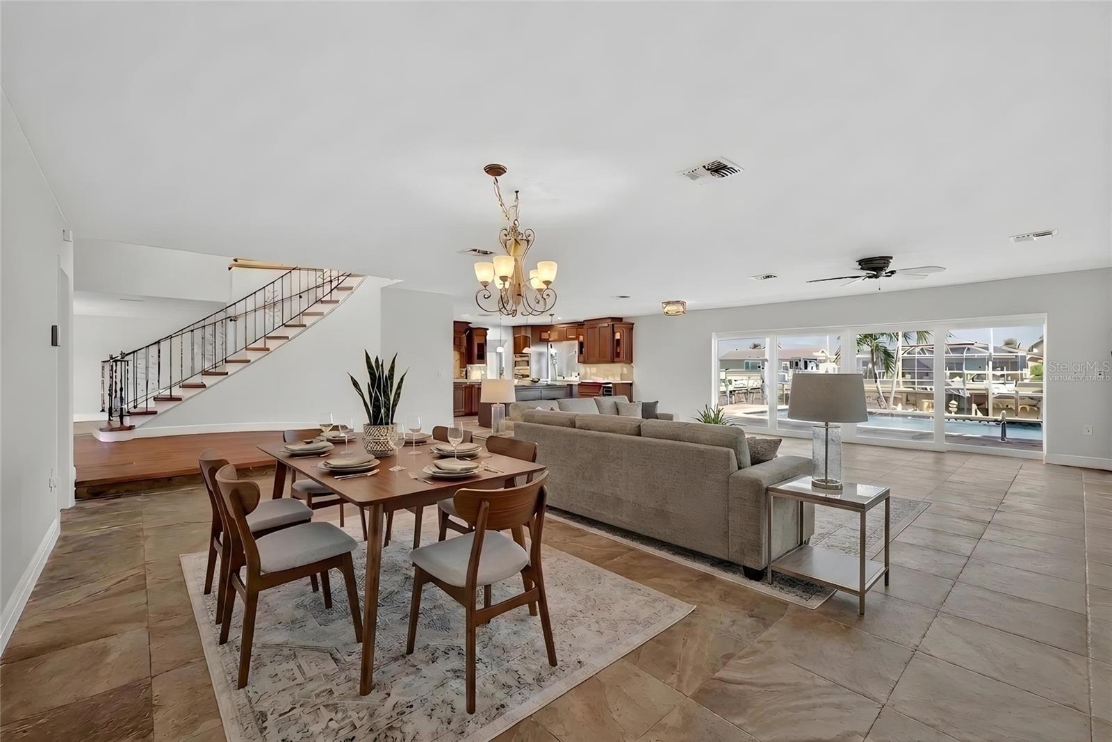 FLOR A MAR - Residential