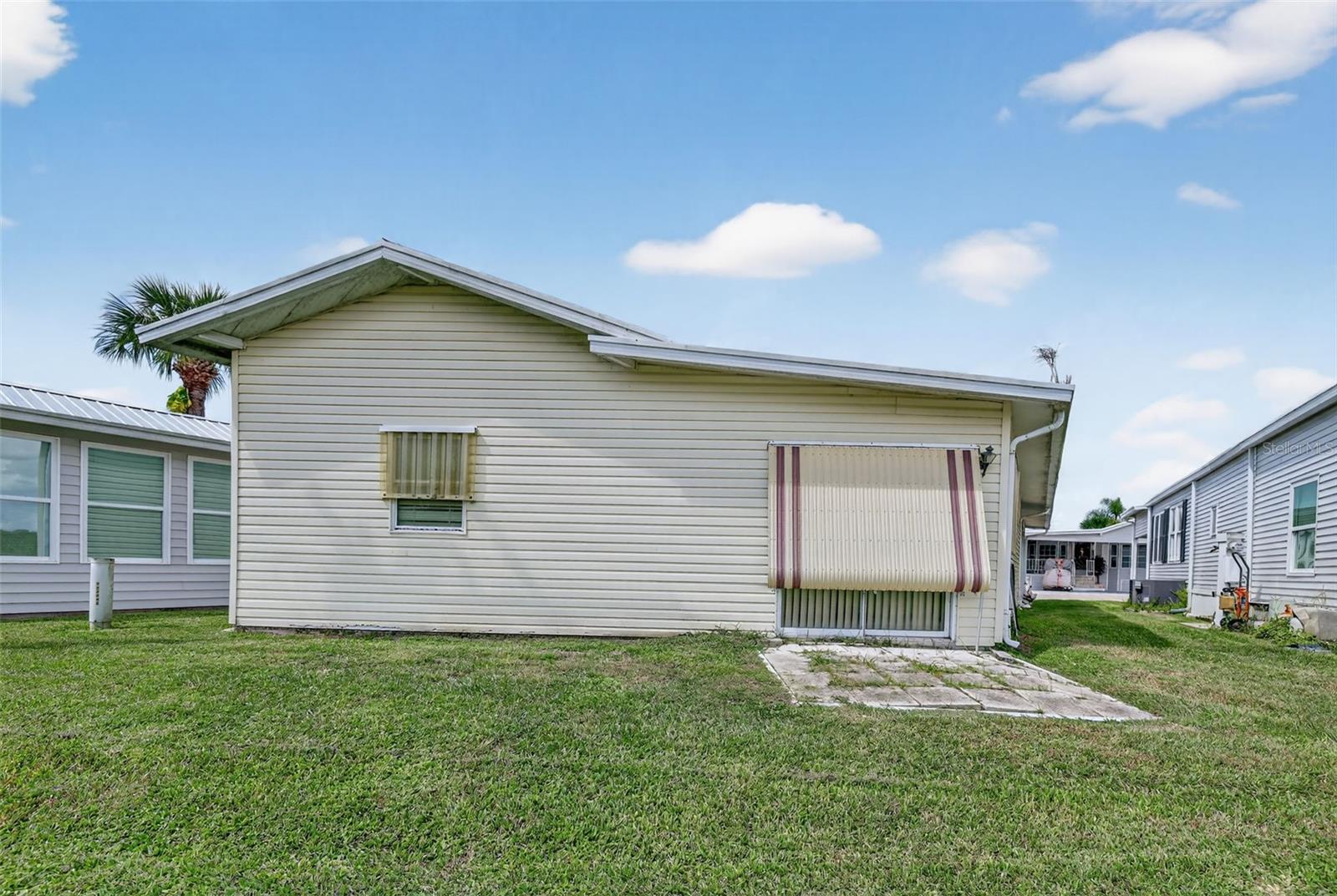 ANCIENT OAKS RV RESORT NO III LOT 6 BLOCK 18 - Residential