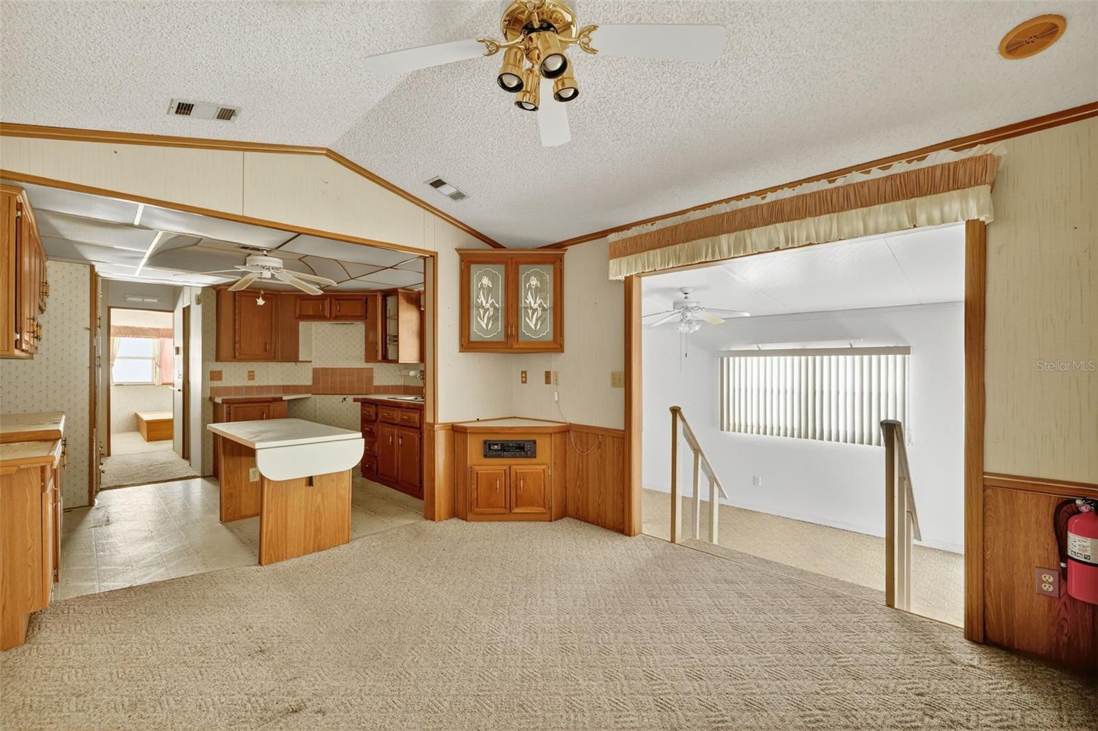 ANCIENT OAKS RV RESORT NO III LOT 6 BLOCK 18 - Residential