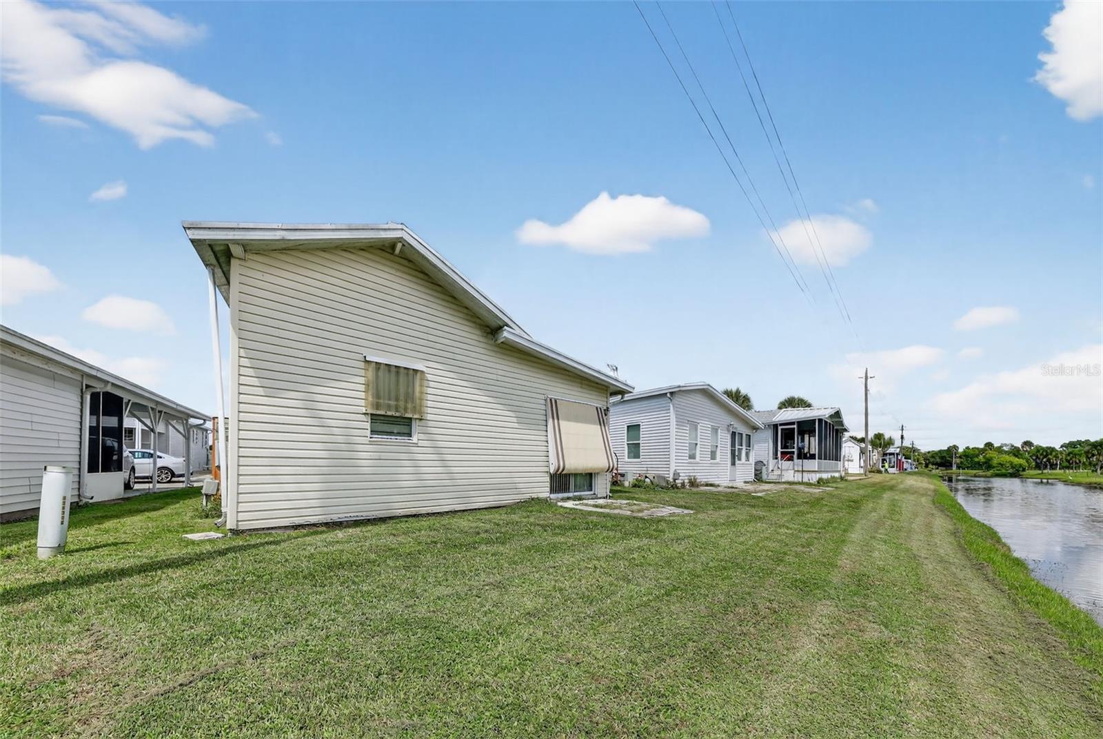 ANCIENT OAKS RV RESORT NO III LOT 6 BLOCK 18 - Residential