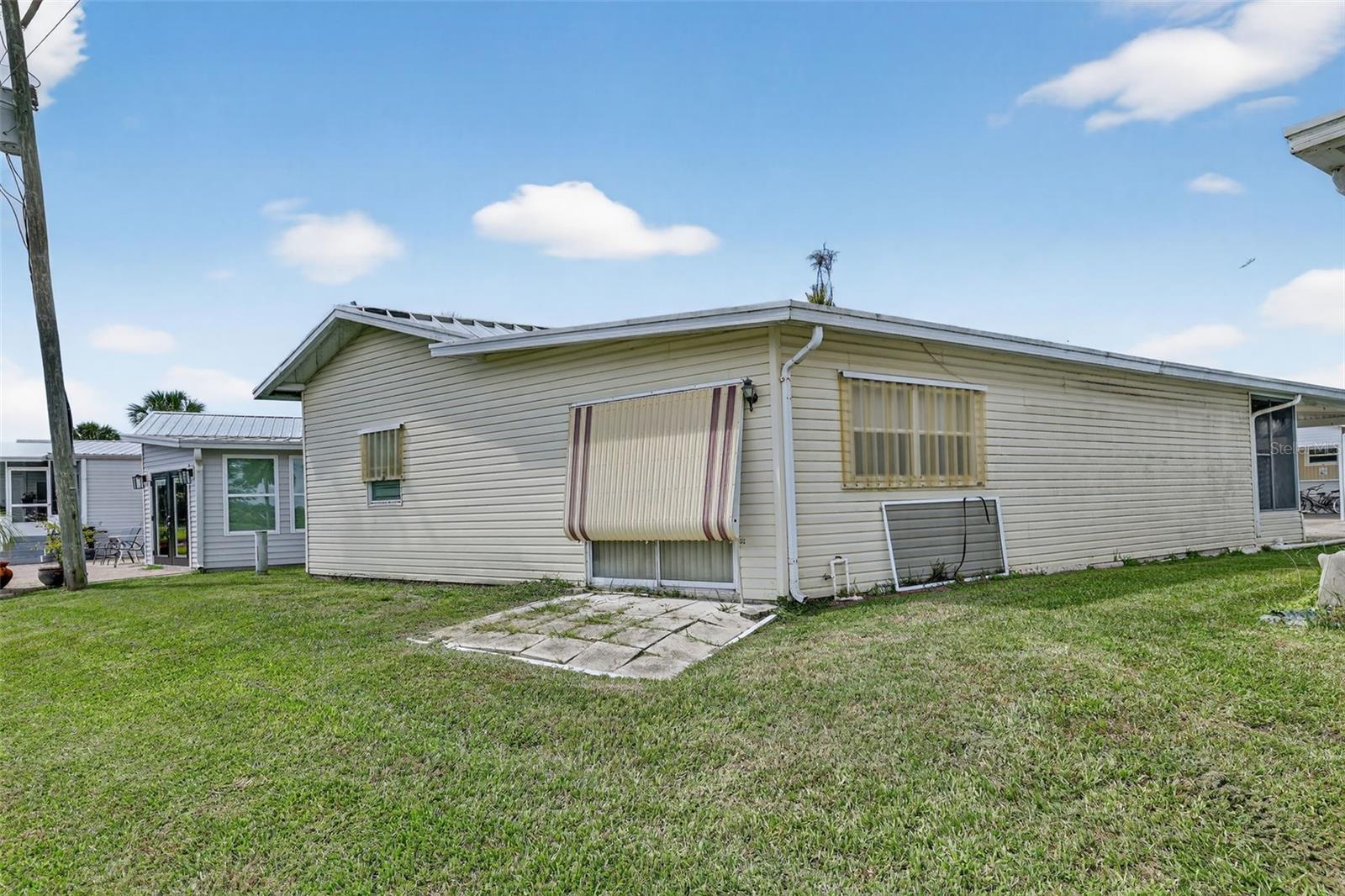 ANCIENT OAKS RV RESORT NO III LOT 6 BLOCK 18 - Residential