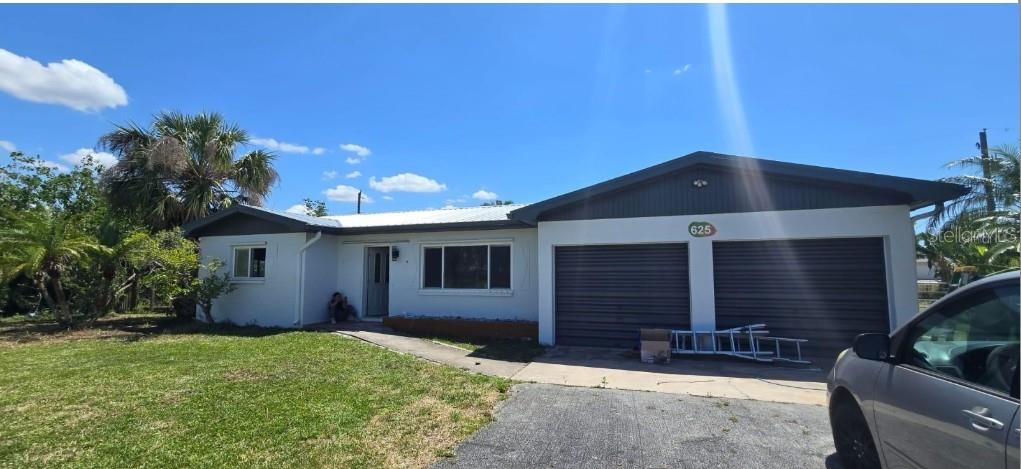 CHARLOTTE PARK - Residential Lease