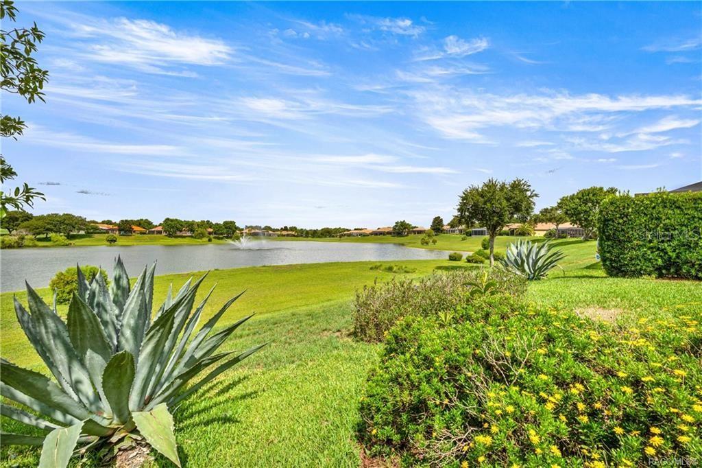1328 W DIAMOND SHORE LOOP