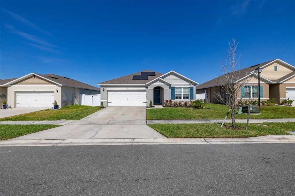 Photo of 1817 Delrose Road, Kissimmee, FL 34744 (MLS # S5141267)