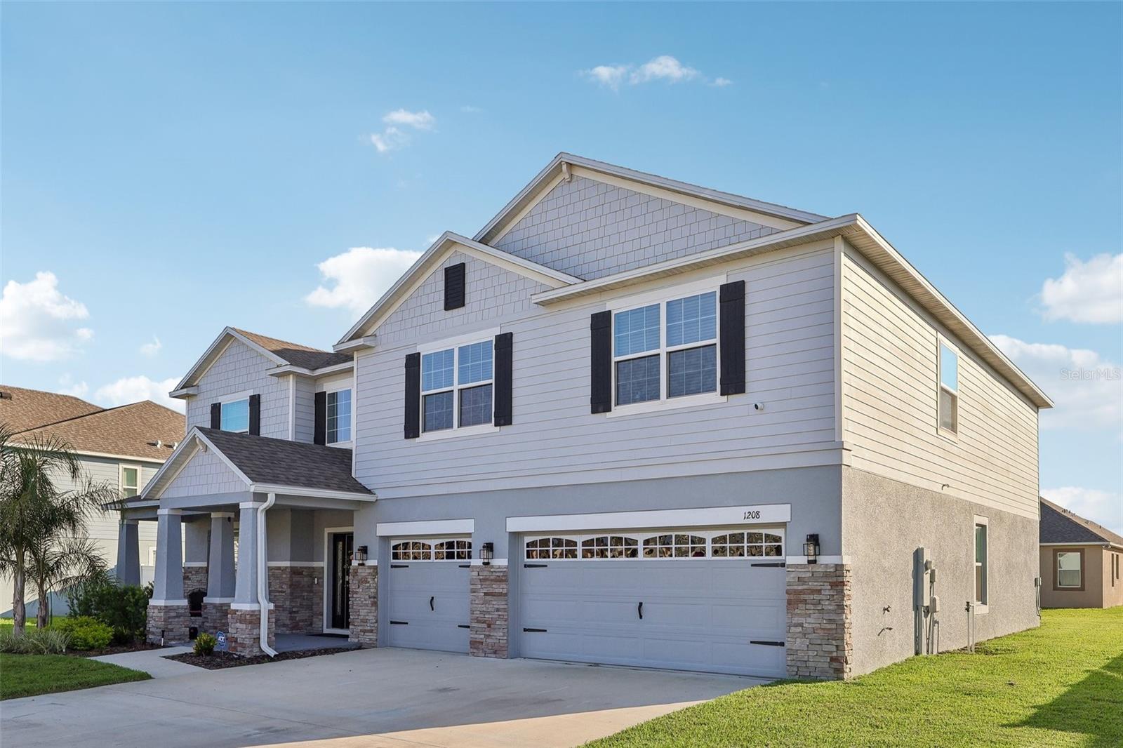 1208 HILLBRIDGE DRIVE