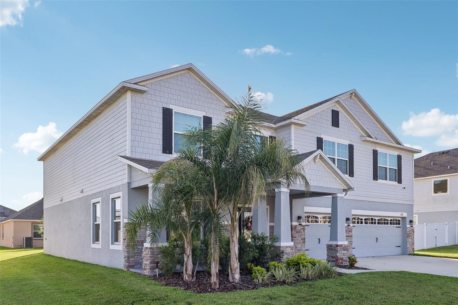 1208 HILLBRIDGE DRIVE