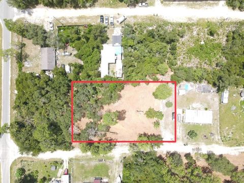 W PINE STREET PAISLEY FL 32767